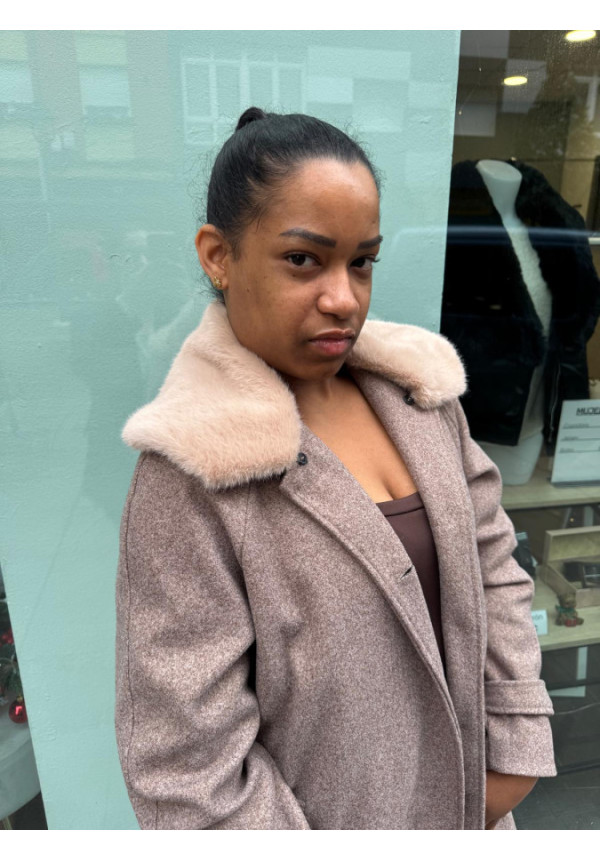 Abrigo Largo de Pelo