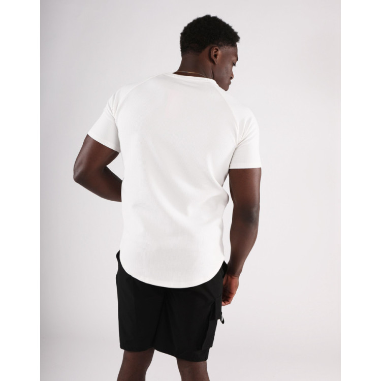 Camiseta Blanca Manga Corta "Slim Fit"